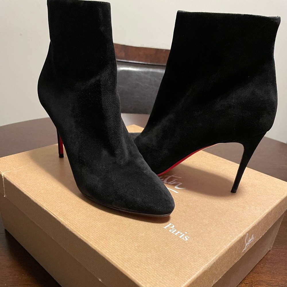 Christian Loubutins black suede size 8 1/2